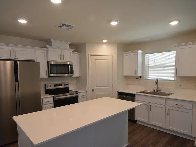8911 Tristania Pl — Photo 4