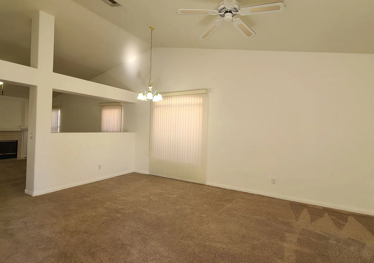 1 Story home in Southwest Las Vegas — Photo 3