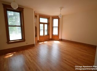 3722 N Fremont St APT 1, Chicago, IL 60613