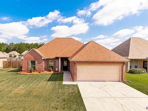 10061 Angela Dr, Denham Springs, LA 70706