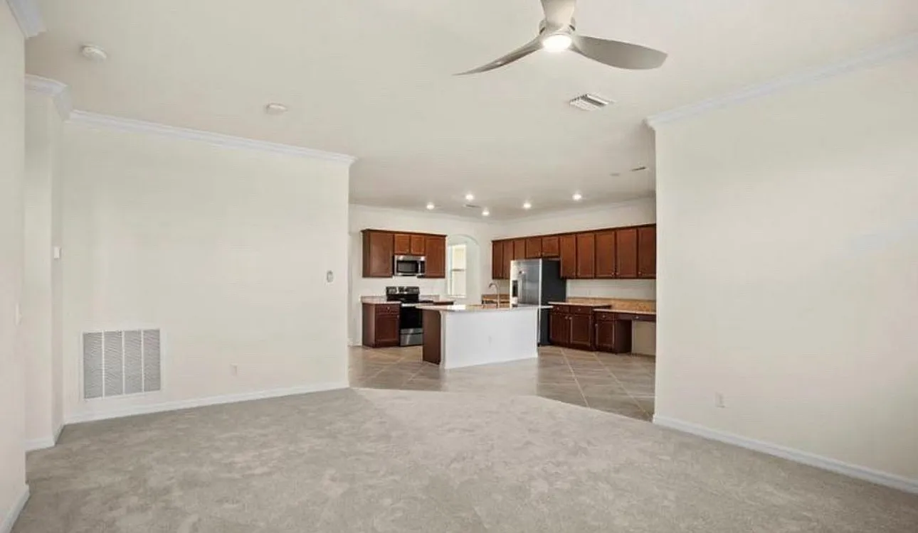 9399 Foxglove Ln — Photo 4