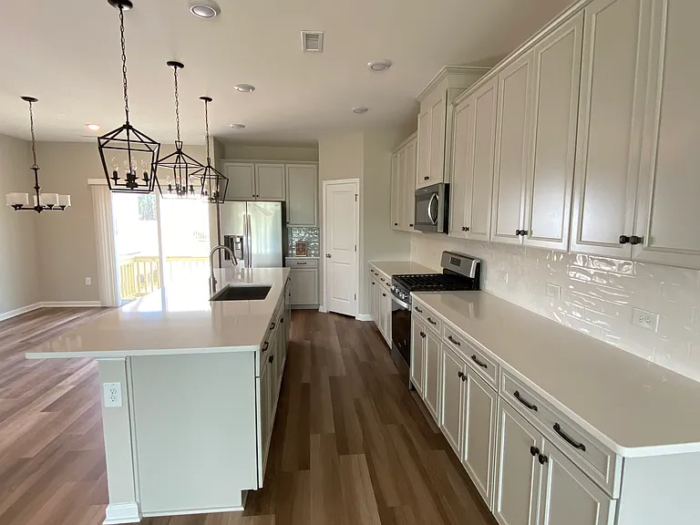 221 Adobe Pl — Photo 10