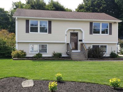 35 Western Avenue, Rochester, NH, 03867