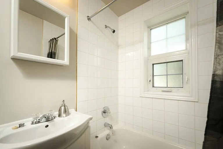 34 Langside St #1A — Photo 5