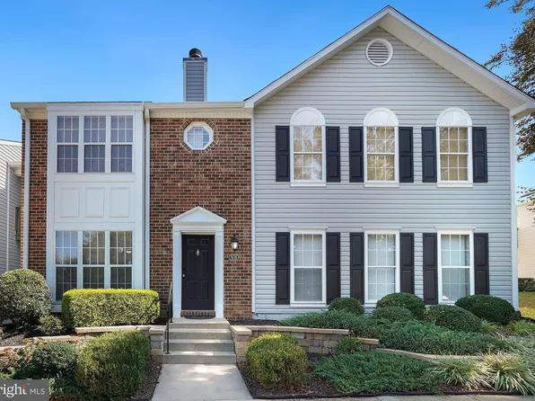 7813 Harrowgate Cir #B, Springfield, VA 22152