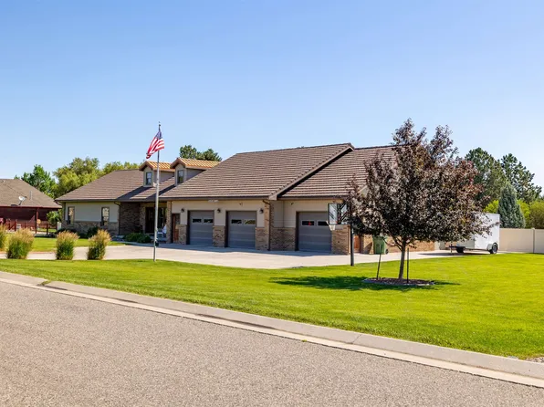 6 Viking Dr, Cody, WY 82414