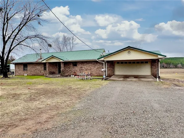 111091 S 4710th Rd, Muldrow, OK 74948