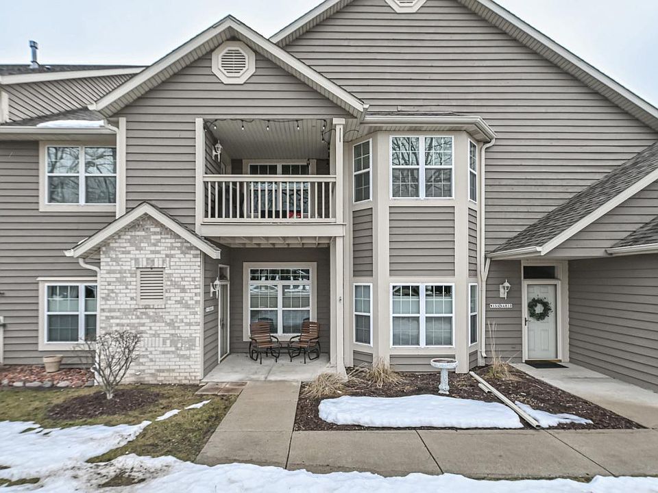 1st image of W159N4812 Graysland DRIVE #2