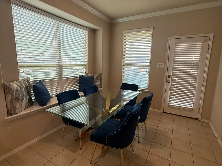 617 Crazy Horse Dr — Photo 3