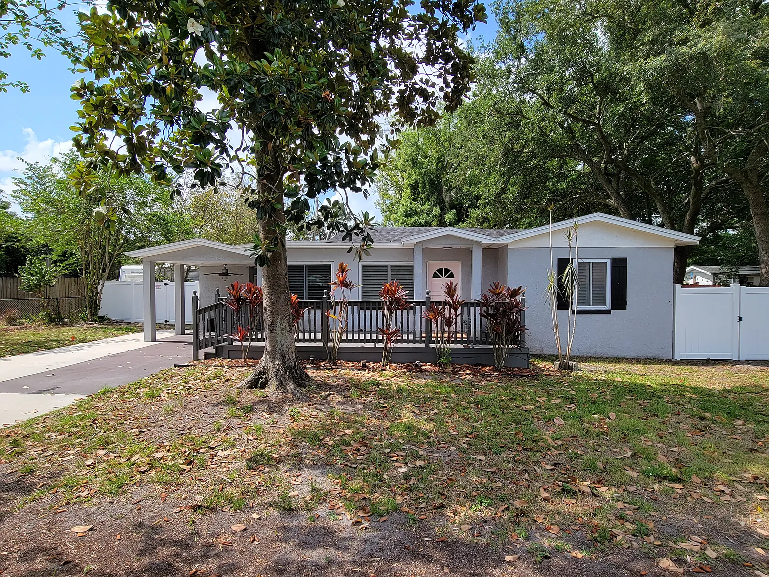 2 bed, 1228 sqft, $1,800 — Photo 1