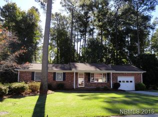 210 Cambridge Ct, Havelock, NC 28532