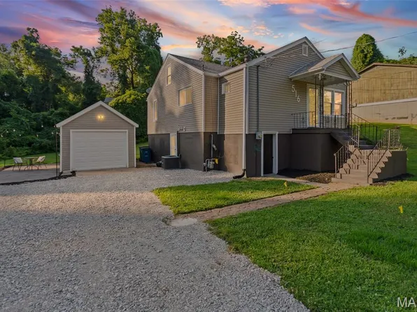 516 Shelly St, Alton, IL 62002