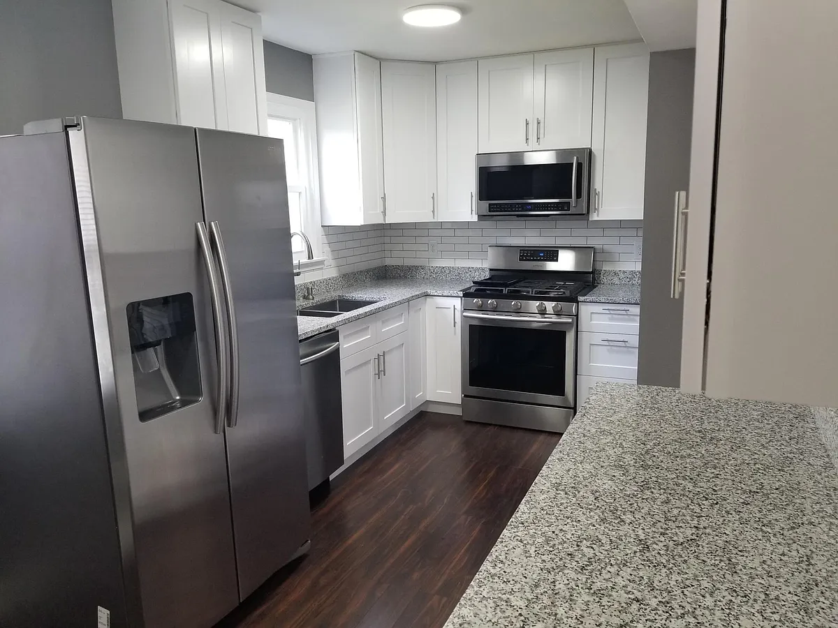 Building Photo - 1112 Forest Hills Ave #B