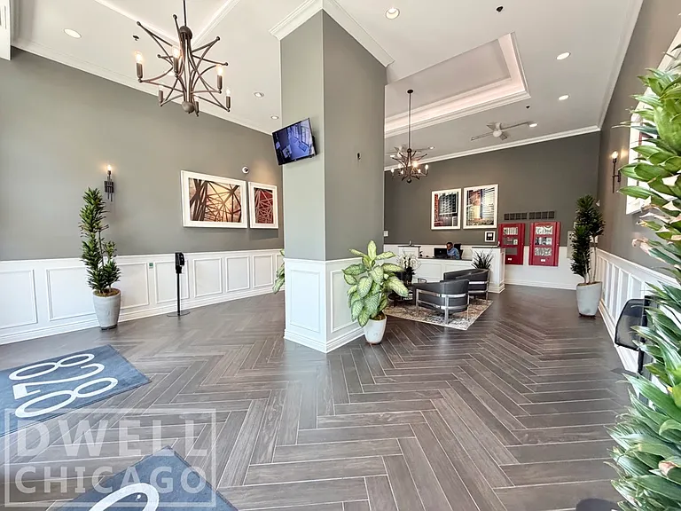 828 W Grace St #804 — Photo 28