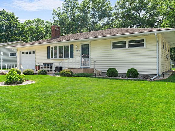 2nd image of 1407 Fairlane Dr