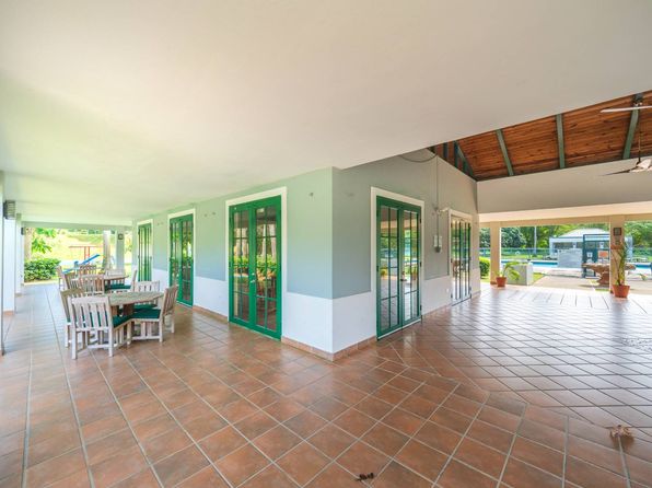 Calle 2 Hacienda Margarita #142, Luquillo, PR 00773