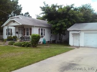 2404 Birch St #A, Alton, IL 62002