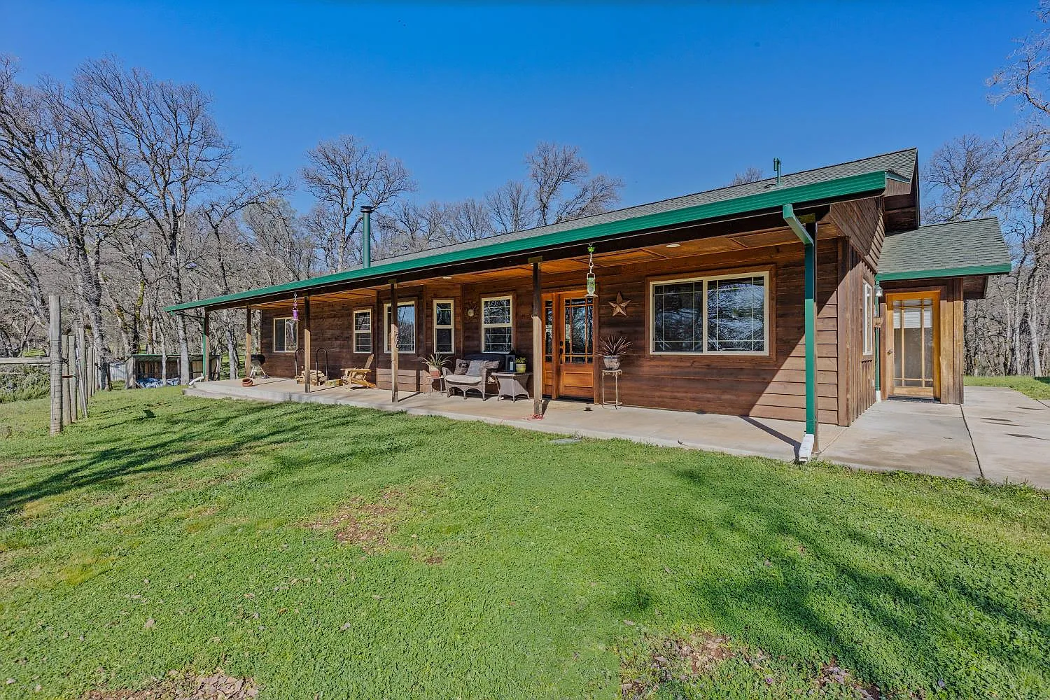 11730 Creek View Dr photo 1