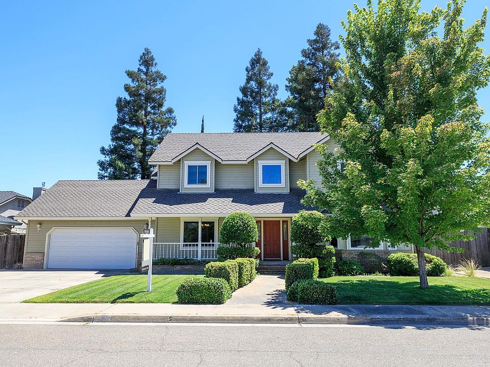 1st image of 1636 Peacock Dr