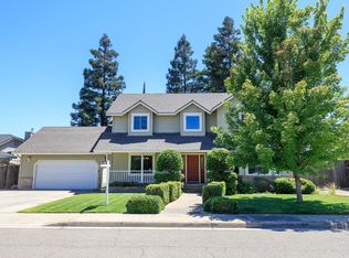 1636 Peacock Dr, Turlock, CA 95382