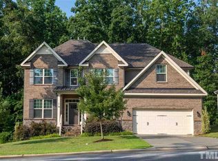 92 Stratford Ln, Clayton, NC 27527