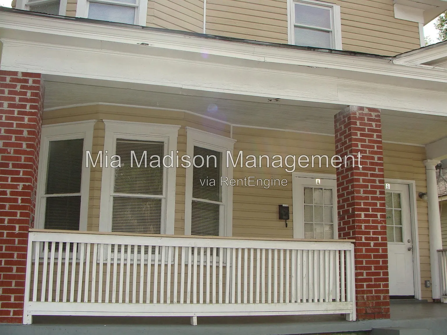 2 bed, 1.0 bath, 930 sqft, $1,350 — Photo 2