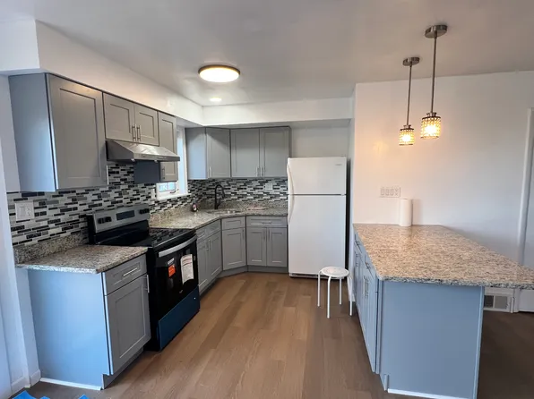 2035 Nester St, Philadelphia, PA 19115