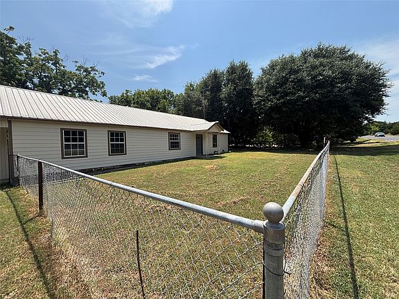 3rd image of 8844 State Highway 56