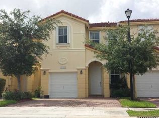 11252 NW 86th Ln, Doral, FL 33178