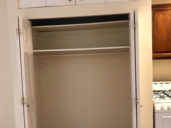 4th image of 411 E 85th St #D3