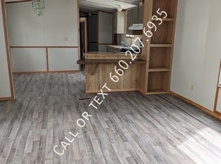 913 N Taylorville Blvd #32, Taylorville, IL 62568