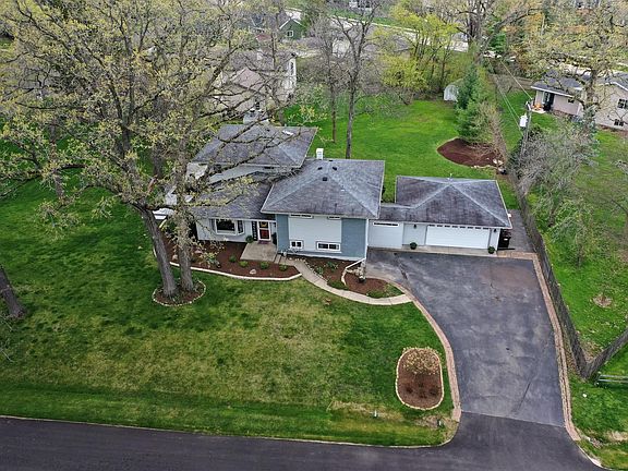 2nd image of 83 North Ln