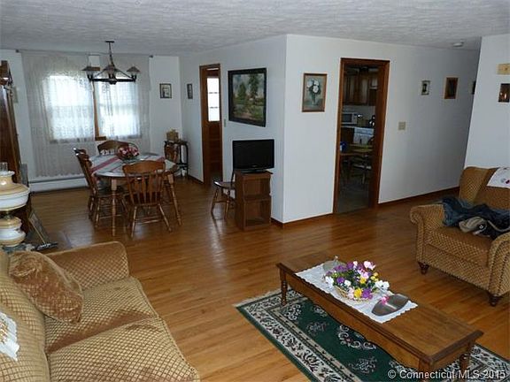 3rd image of 99 Heather Dr