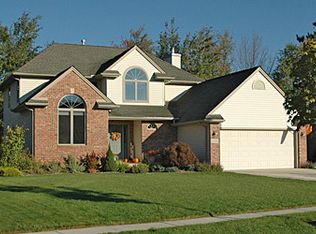 2281 Chestnut Cres, Saline, MI