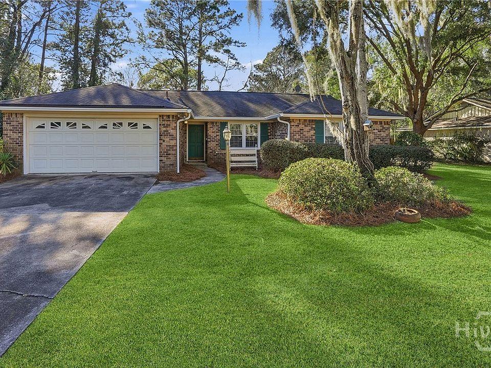 1st image of 25 Barksdale Drive
