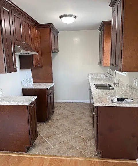 1131 N Kenmore Ave #4 — Photo 11