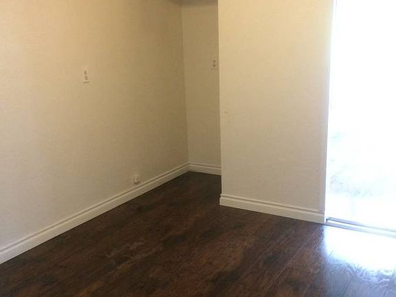3rd image of 2150 Woodland Dr NW