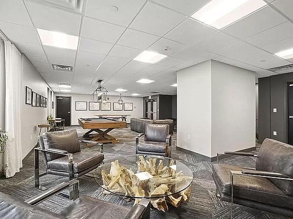 4th image of 999 Hancock St Unit 202