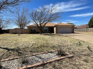 2403 Kermit Dr, Plainview, TX 79072