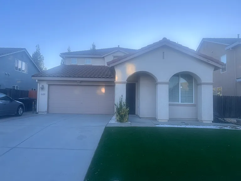 8178 Kayleen Ct — Photo 2