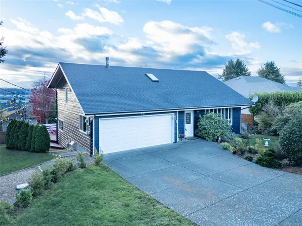 675 Evergreen Ave, Courtenay, BC V9N 6Y1