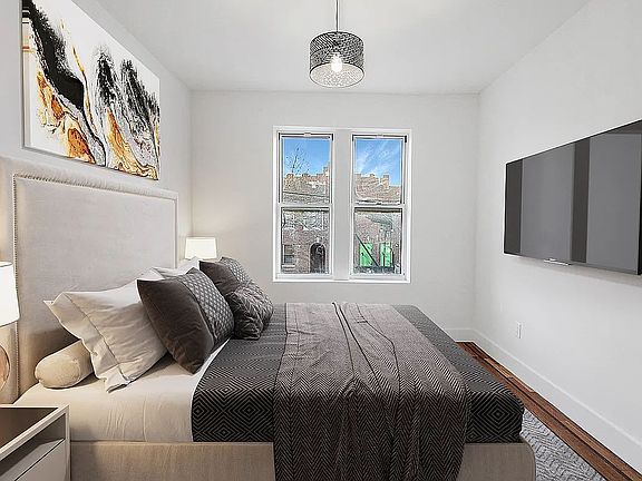 3rd image of 1661 Sterling Pl
