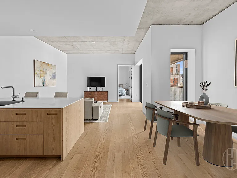 98 Front St #Penthouse 2H — Photo 1