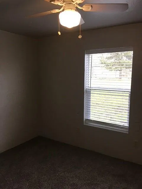 150 Curtis St NE — Photo 2