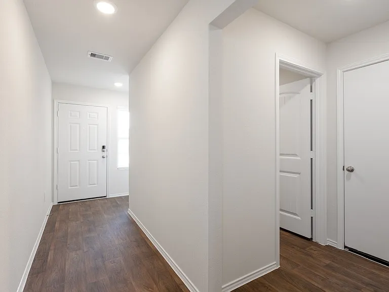 128 Granary Dr — Photo 4