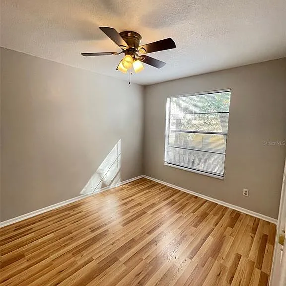 1234 Crossfield Dr — Photo 18