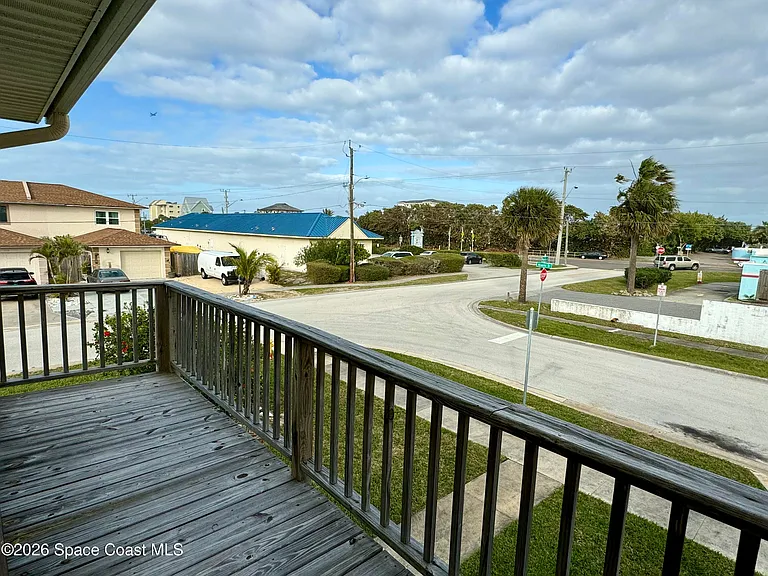 650 Atlantic Dr — Photo 11