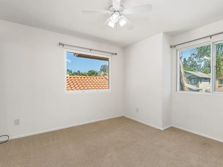 4293 Cordobes Cv — Photo 22