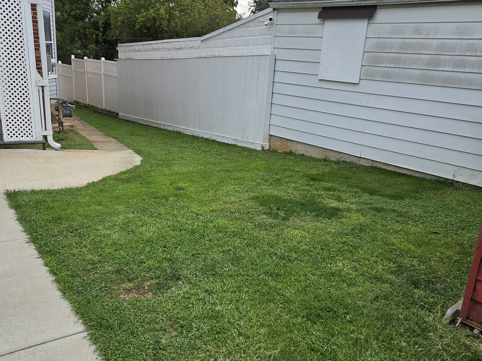 3 bed, 1200 sqft, $1,500 — Photo 4