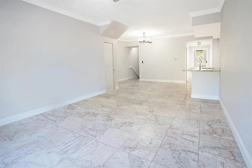 5860 W Sample Rd — Photo 4